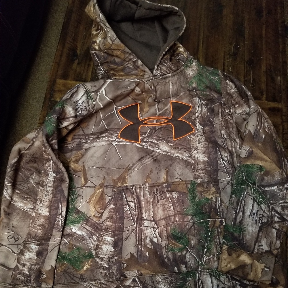 UA sweatshirt